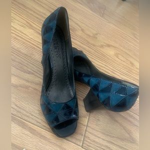 Blue suede patent heels